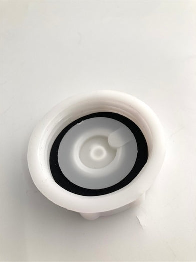 Låg i plast til hovedcylinder indvendig Ø ca 4,7cm (2)