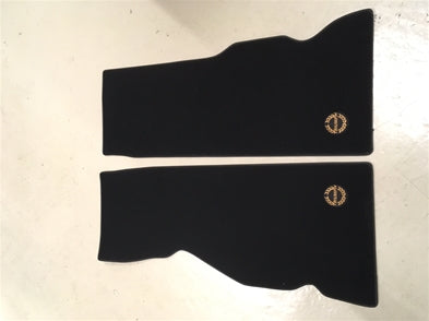 Måttesæt TR4A-6 sorte med broderet logo (1)